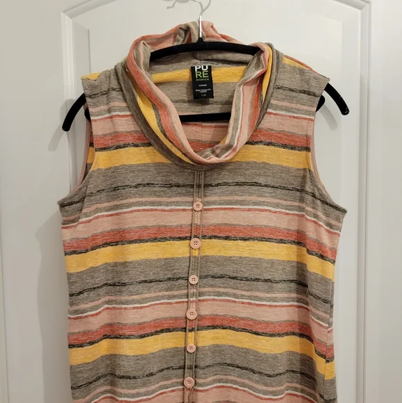 Tunic - Picture 1 of 4